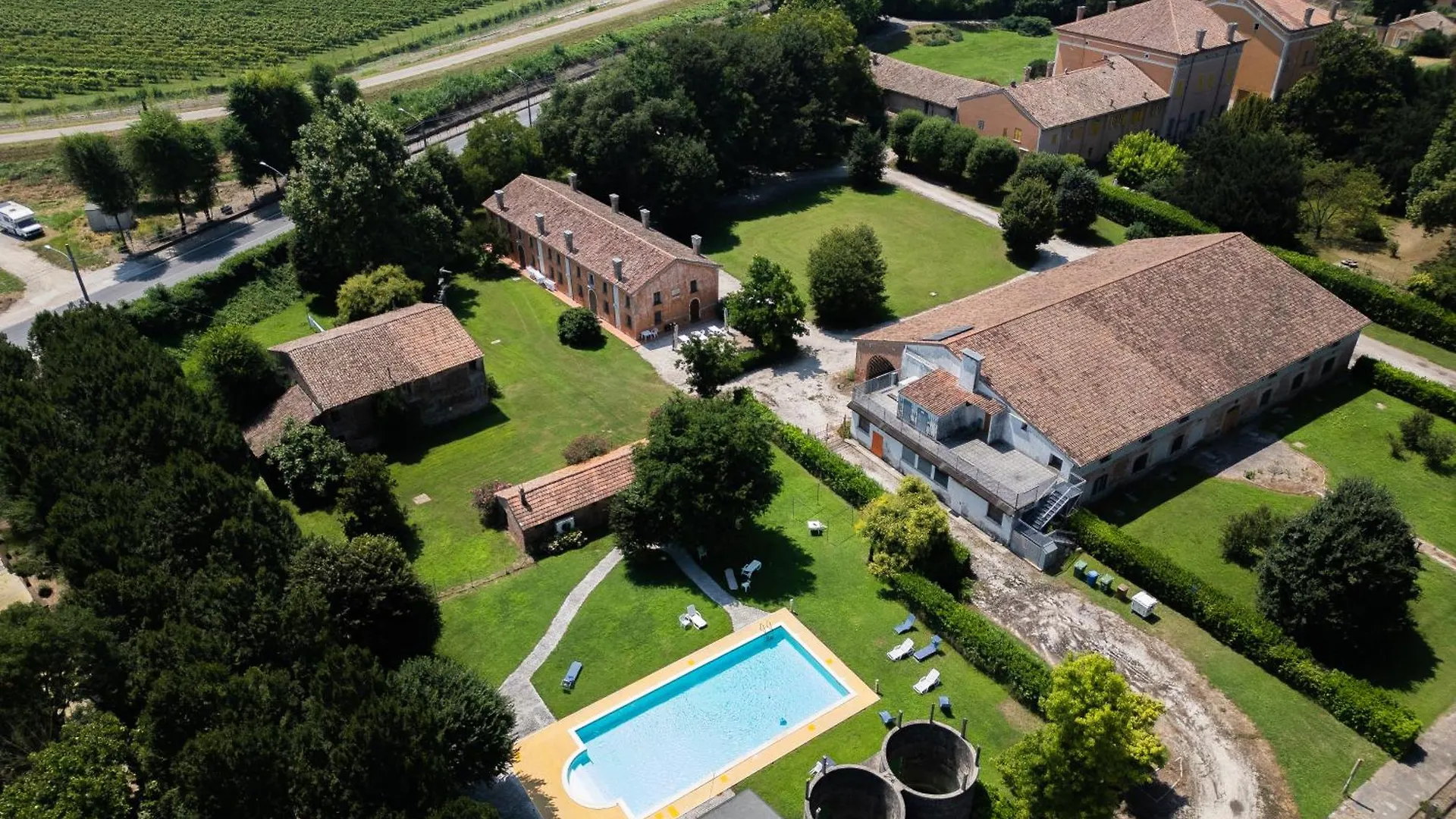 Agriturismo Ca' Guerriera Sustinente 0*,  Italia