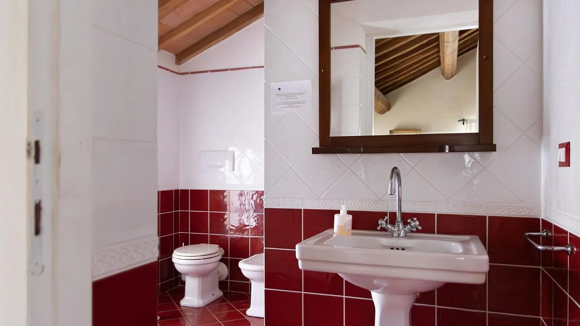 Agriturismo Ca' Guerriera Sustinente 0*,  Olaszország